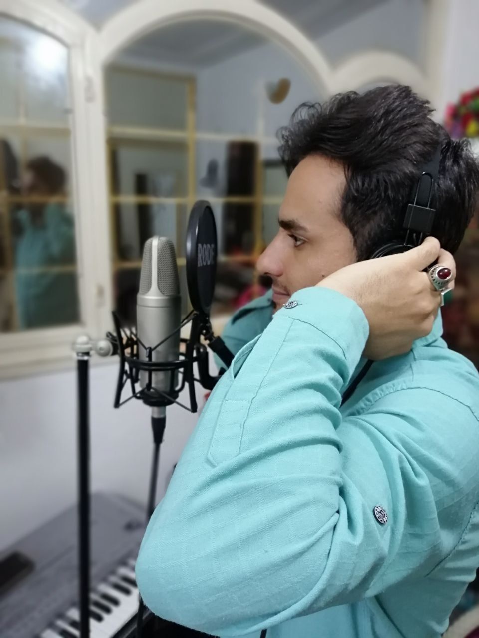 حسین فروهر بیدلی